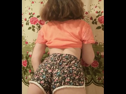 ❤️ Sexy jonk Babe deet hir Shorts op der Kamera of ❌ Pornovideo op lb.yourxxxvideos.ru ️❤